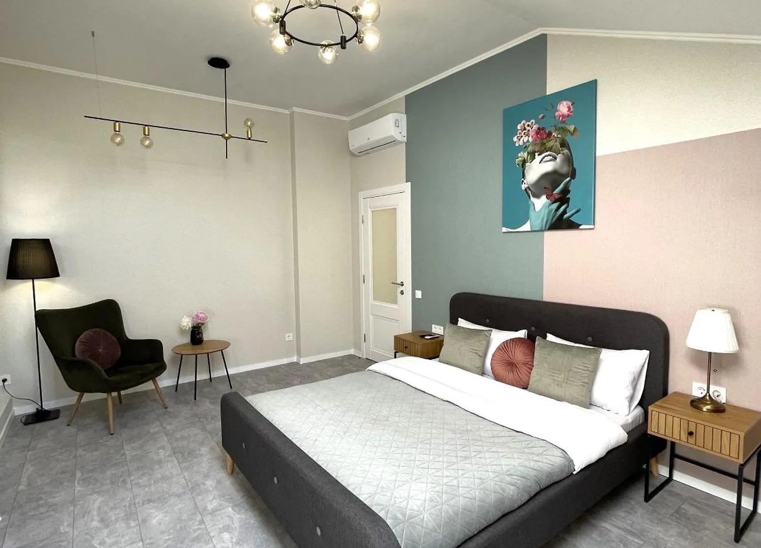 Modern Apartment, 5Mins To Rynok Square Lviv 0*,  Ukraine